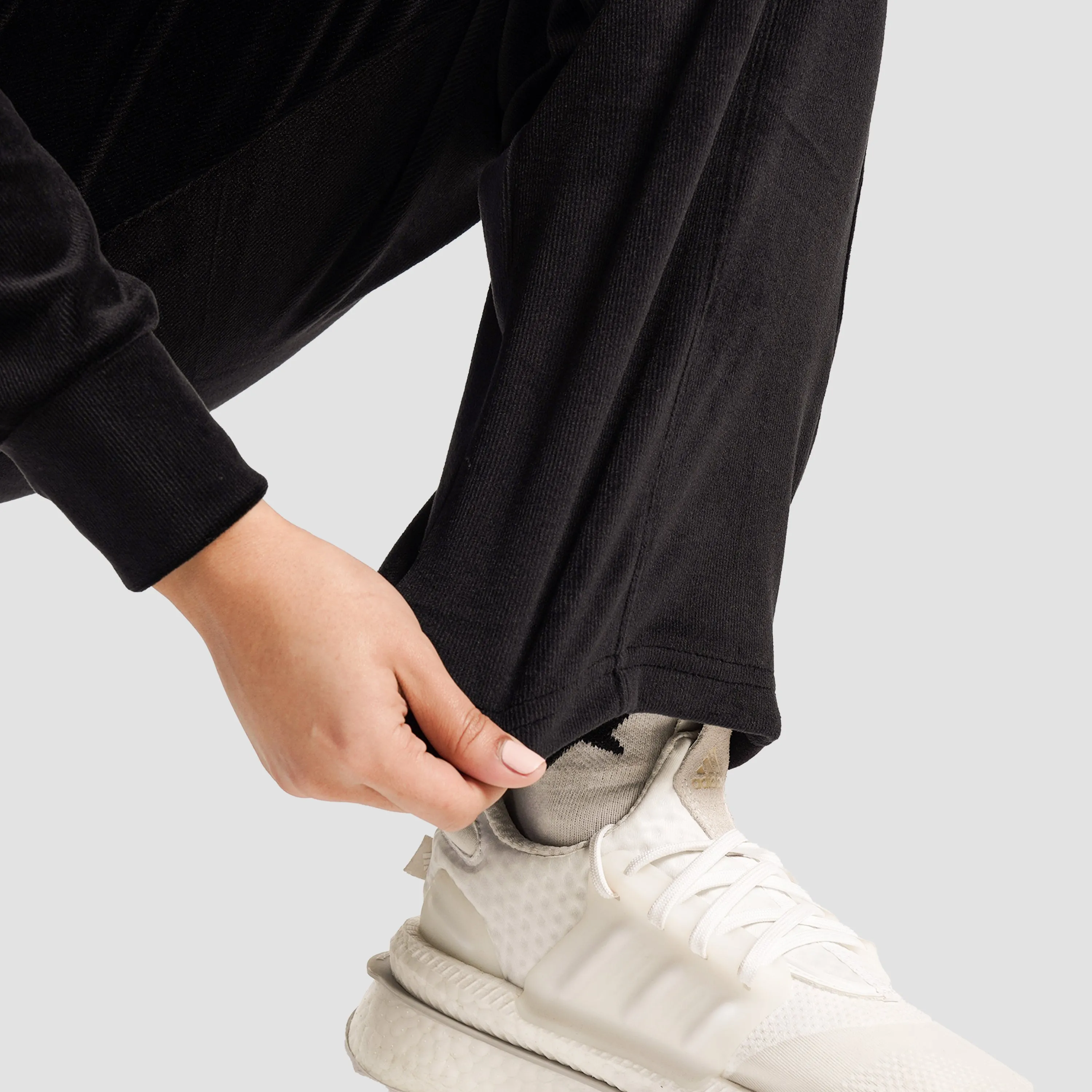 Core Strive Trousers (Black)