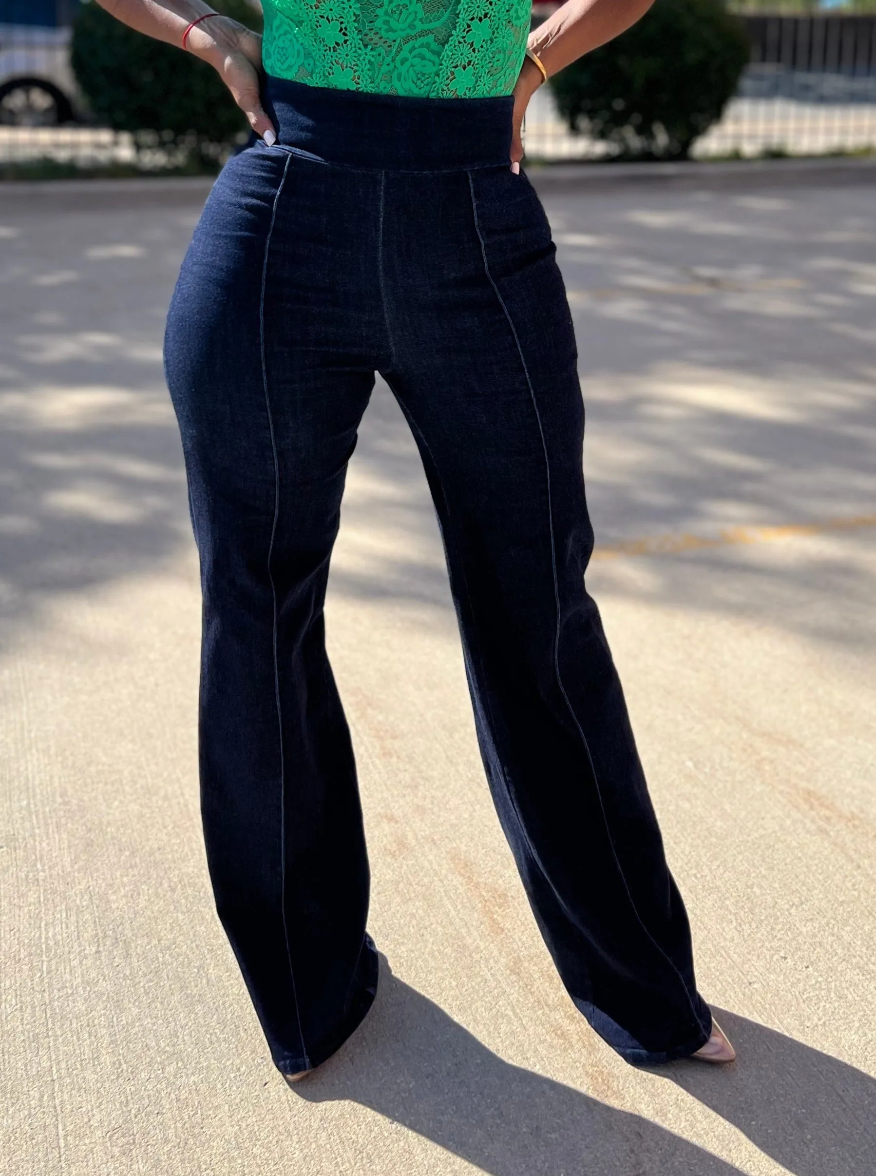DENIM RETRO FLARE CHIC JEANS (NAVY)