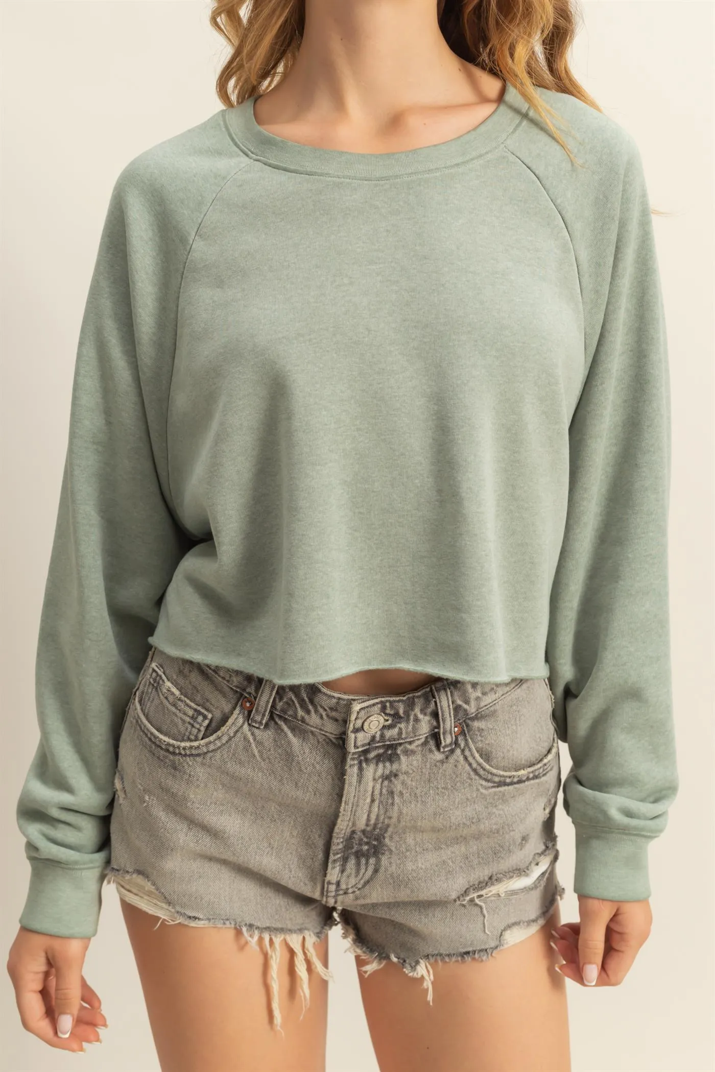 DZ25C445-Laid Back Crop Sweatshirt