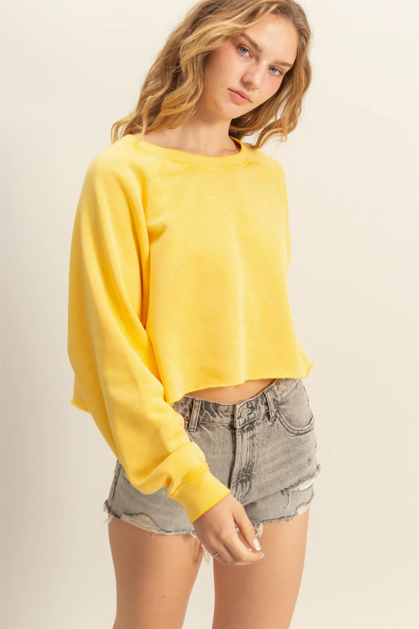 DZ25C445-Laid Back Crop Sweatshirt