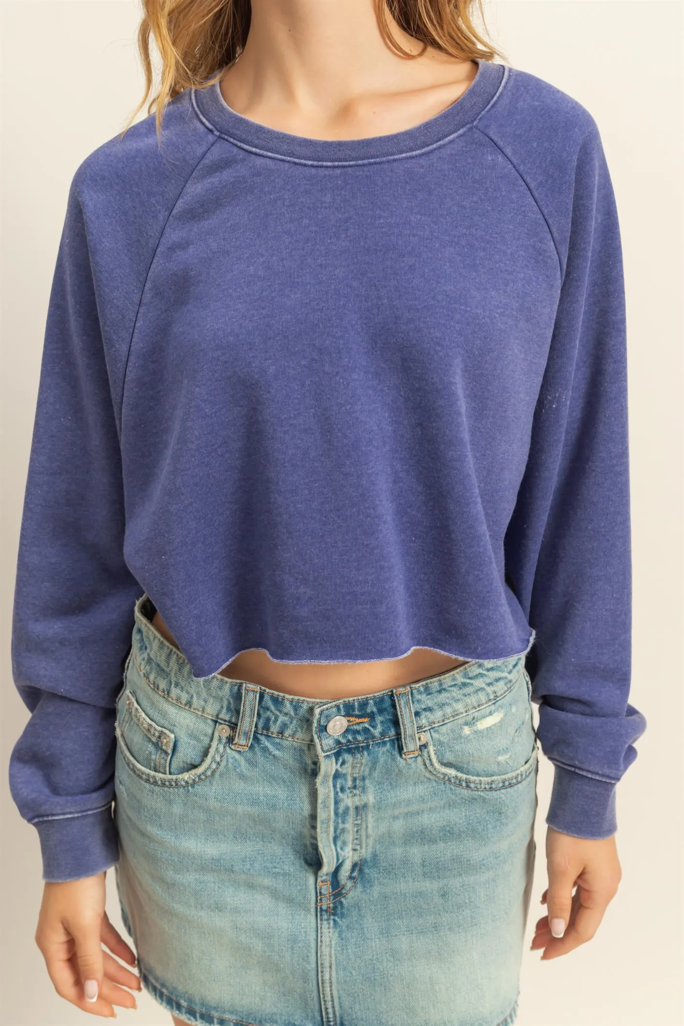DZ25C445-Laid Back Crop Sweatshirt