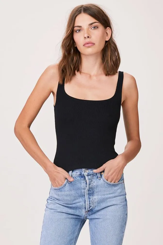 Essential Ribbed Scoop Tank
