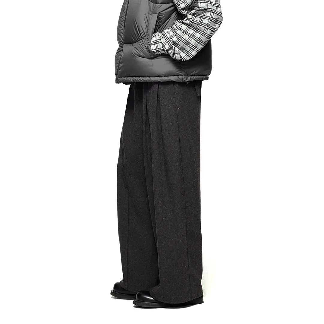 Relaxed Wide-Leg Trouser