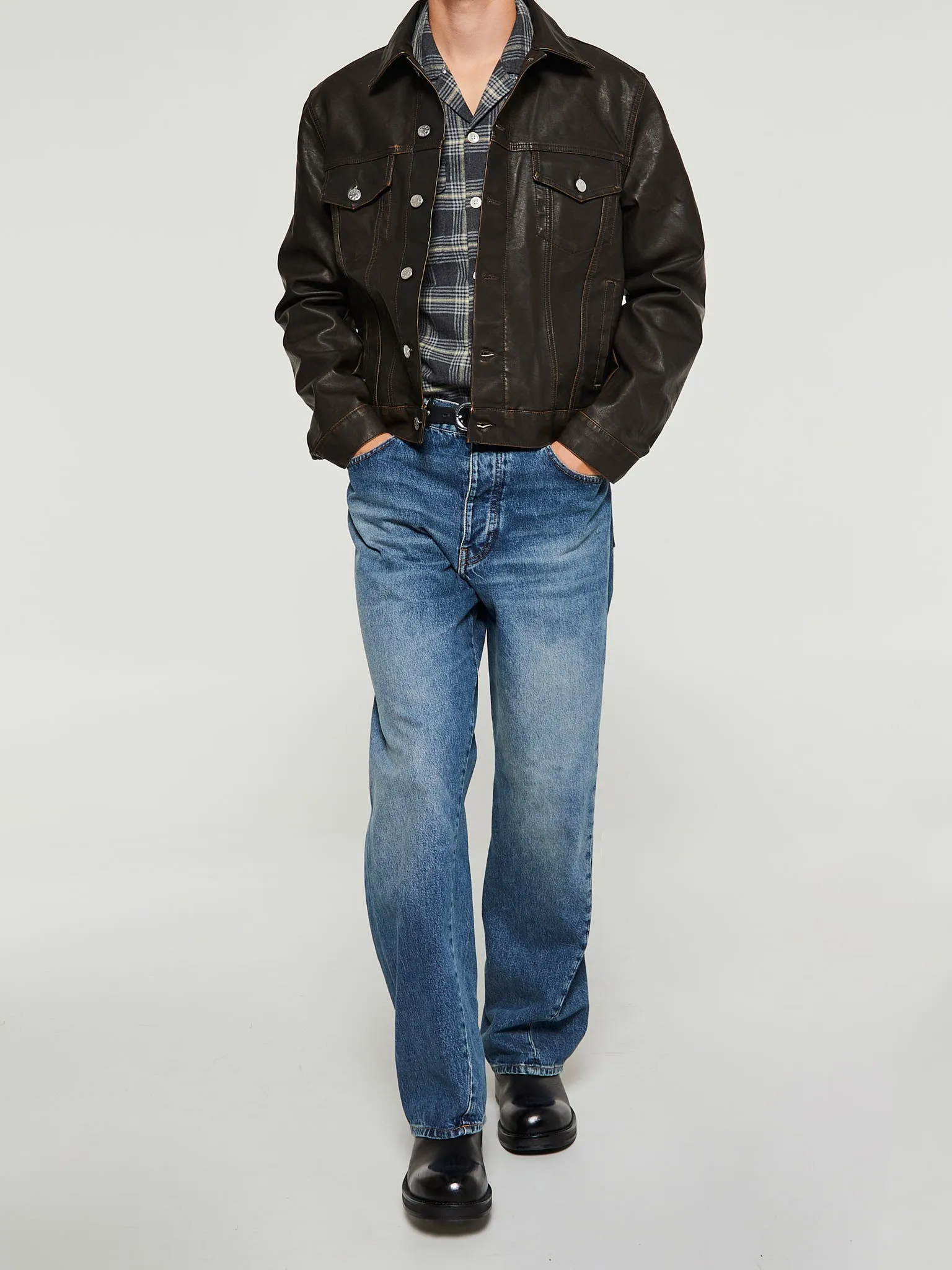 Wide Twist Jeans in Mid Blue