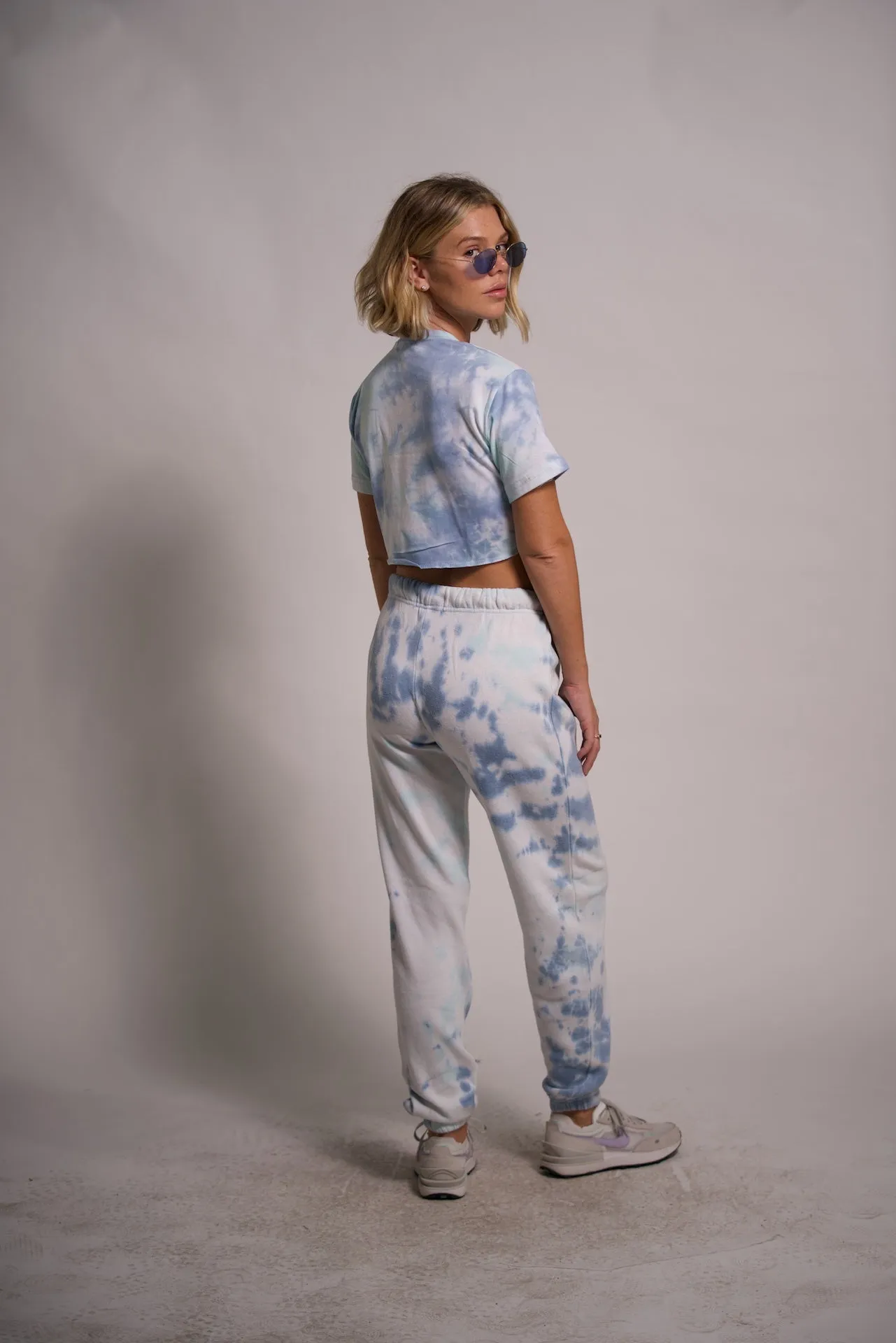 Women's Tie-Dye Two Piece Outfit Crop Top and Joggers Set Short Sleeve T Shirts