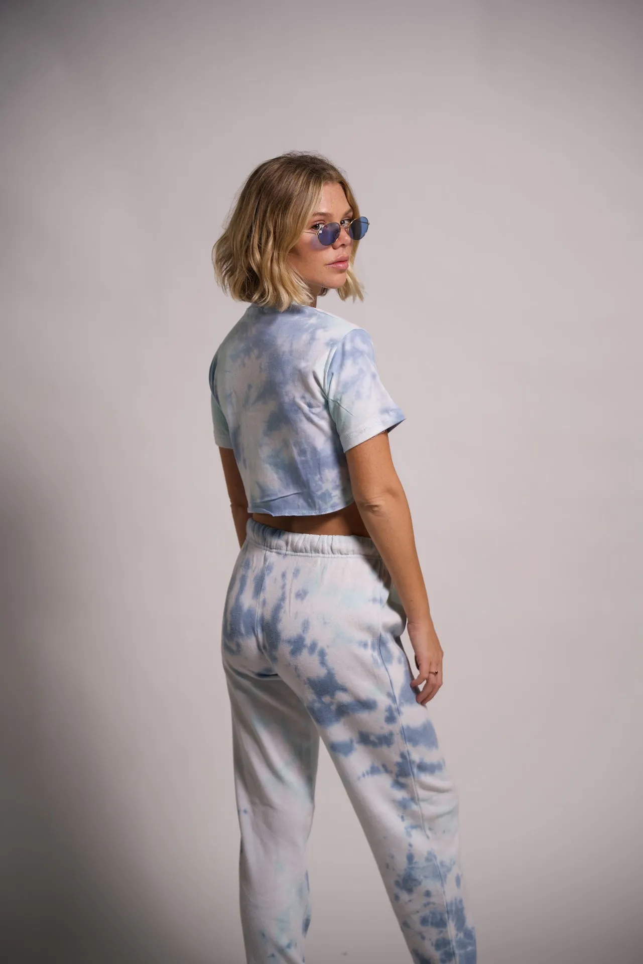 Women's Tie-Dye Two Piece Outfit Crop Top and Joggers Set Short Sleeve T Shirts